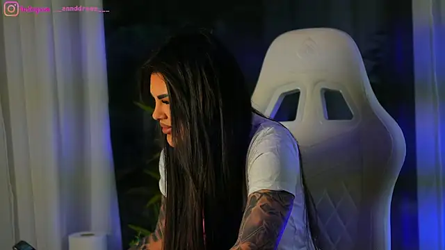 perfectt33n online show from December 2024 08:37:02 AM