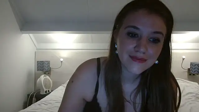 Snapshot of Neonstar chatting on December 2024 10:46:02 AM Neonstar online show from December 2024 10:46:02 AM