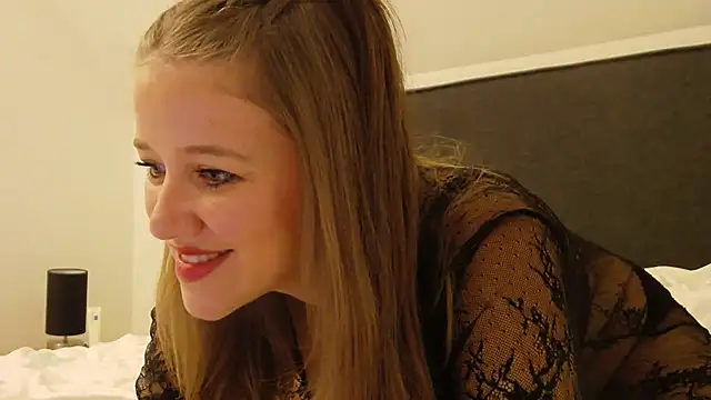 Snapshot of Neonstar chatting on March 2025 10:11:01 AM Neonstar online show from March 2025 10:11:01 AM