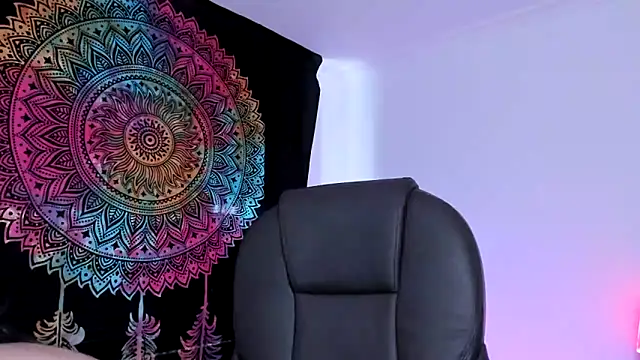 Snapshot of HazelKush chatting on February 2025 10:06:02 PM HazelKush online show from February 2025 10:06:02 PM