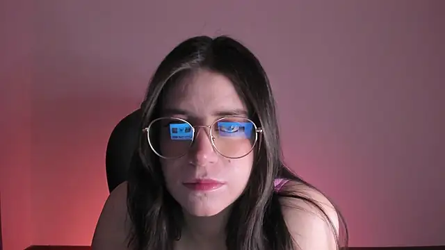 Snapshot of HazelKush chatting on October 2025 08:20:02 PM HazelKush online show from October 2025 08:20:02 PM