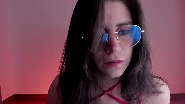 Snapshot of HazelKush chatting on November 2025 09:25:02 PM HazelKush online show from November 2025 09:25:02 PM