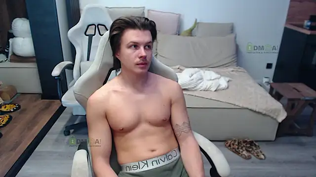 Sunny-Girl1 online show from February 2026 08:19:01 AM