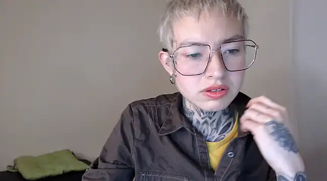 Snapshot of ArrangedFoot chatting on January 2025 02:41:01 AM ArrangedFoot online show from January 2025 02:41:01 AM