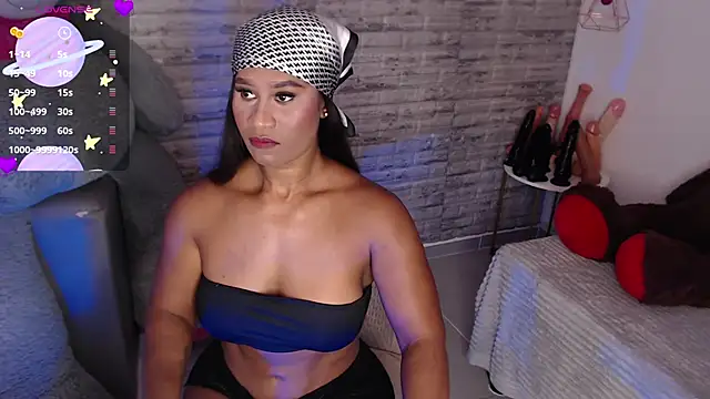 TinnaCobb online show from June 2026 04:22:02 PM