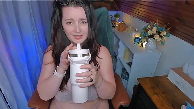 ErinMarshall online show from April 2026 02:26:01 PM