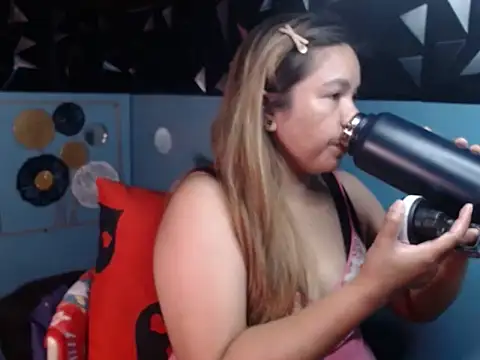 Snapshot of ambersmile chatting on October 2025 01:36:02 AM ambersmile online show from October 2025 01:36:02 AM