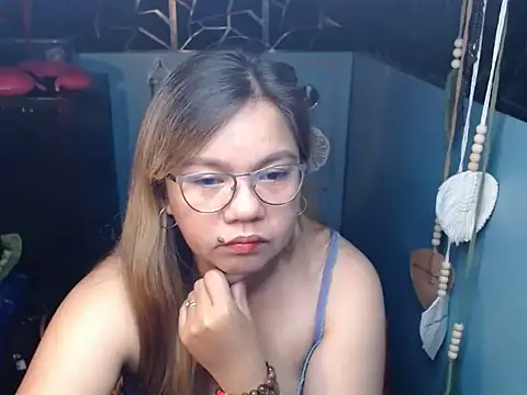 Snapshot of ambersmile chatting on October 2025 09:27:01 PM ambersmile online show from October 2025 09:27:01 PM