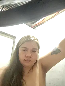 Snapshot of ambersmile chatting on November 2025 09:52:01 AM ambersmile online show from November 2025 09:52:01 AM