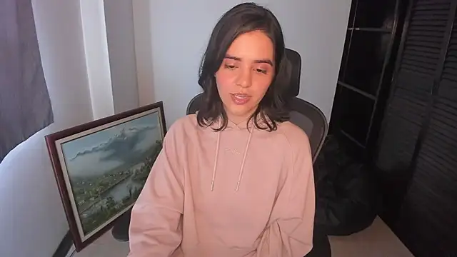 mia collins x online show from October 2025 06:58:01 PM