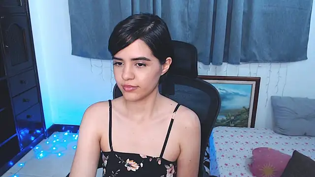 mia collins x online show from June 2026 01:11:02 AM