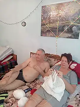 Snapshot of _lady_red_ chatting on December 2024 06:03:02 AM lady red online show from December 2024 06:03:02 AM