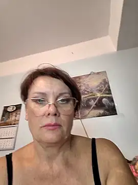 Snapshot of _lady_red_ chatting on September 2025 05:45:02 PM lady red online show from September 2025 05:45:02 PM