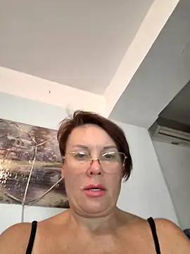 Snapshot of _lady_red_ chatting on September 2025 04:52:02 PM lady red online show from September 2025 04:52:02 PM