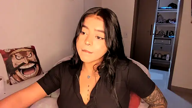 Snapshot of Naiara_sex chatting on March 2025 03:50:01 AM Naiara sex online show from March 2025 03:50:01 AM