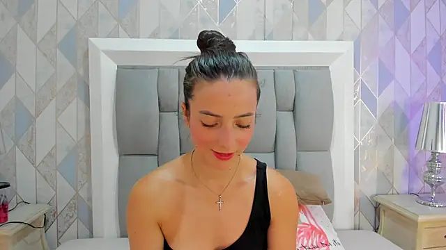 Princsgirl  online show from October 2025 07:45:01 PM