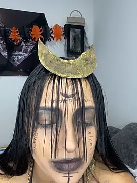 Shantal Lovee online show from October 2025 11:06:02 PM