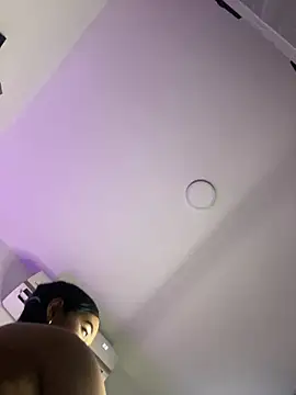 Shantal Lovee online show from February 2026 12:18:01 AM