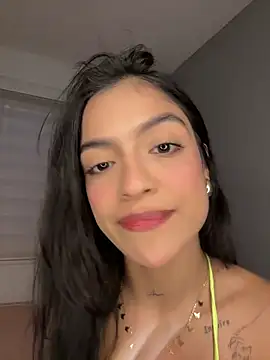 Snapshot of Sammy_pink chatting on September 2025 10:48:01 PM Sammy pink online show from September 2025 10:48:01 PM