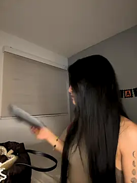 Snapshot of Sammy_pink chatting on November 2025 11:47:01 PM Sammy pink online show from November 2025 11:47:01 PM