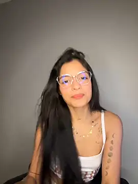 Snapshot of Sammy_pink chatting on November 2025 12:54:02 AM Sammy pink online show from November 2025 12:54:02 AM