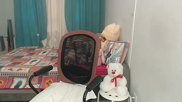 Snapshot of LuxuryNika chatting on March 2025 02:51:01 PM LuxuryNika online show from March 2025 02:51:01 PM