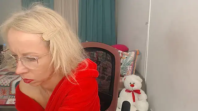 Snapshot of LuxuryNika chatting on September 2025 05:58:01 PM LuxuryNika online show from September 2025 05:58:01 PM