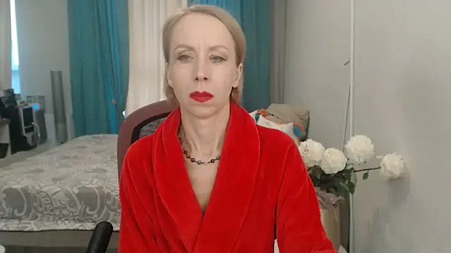 LuxuryNika online show from May 2026 03:00:01 PM