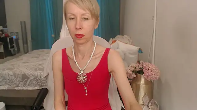 Snapshot of LuxuryNika chatting on July 2026 02:18:02 PM LuxuryNika online show from July 2026 02:18:02 PM