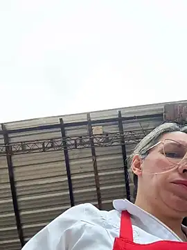 Gatitacarlita online show from May 2026 04:00:01 PM