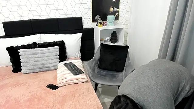 Heidix online show from February 2025 10:51:02 AM