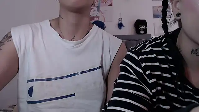 dulce maria x online show from January 2025 09:50:01 PM