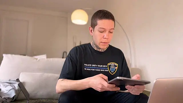 Harry Jen online show from March 2025 08:42:02 AM