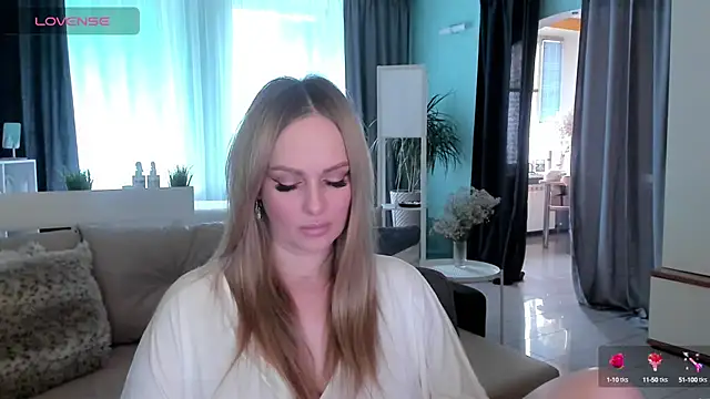 Libby Nora online show from February 2025 09:47:01 AM