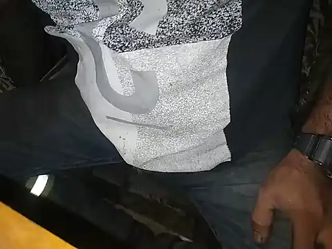 Snapshot of robertocastillo-2017 chatting on September 2025 05:12:01 AM robertocastillo-2017 online show from September 2025 05:12:01 AM