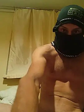 Mistrzmin online show from May 2026 10:29:02 PM