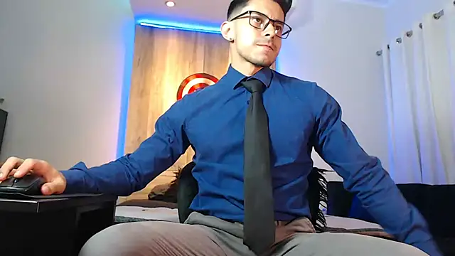 Andrew 4  online show from December 2024 06:14:02 AM