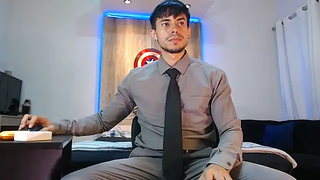 Andrew 4  online show from February 2025 01:50:02 AM