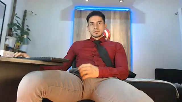 Andrew 4  online show from March 2026 02:27:02 AM