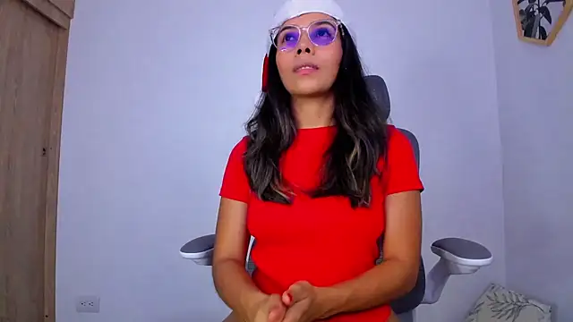 Snapshot of k4y_lover chatting on December 2024 02:21:02 AM k4y lover online show from December 2024 02:21:02 AM