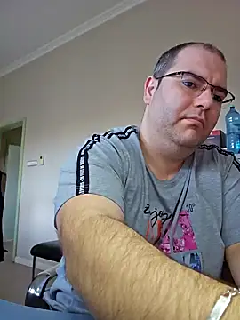 Andrew1900529 online show from January 2025 12:22:01 PM