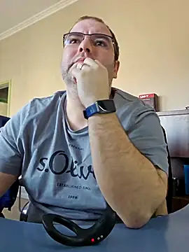 Andrew1900529 online show from February 2025 08:17:02 AM