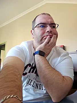 Andrew1900529 online show from March 2025 08:24:02 AM