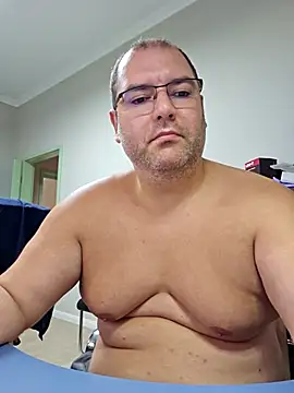 Andrew1900529 online show from September 2025 08:18:01 AM