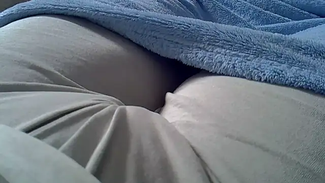 perescam online show from March 2026 04:29:02 PM