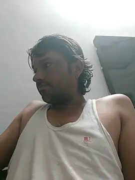 HotBoyOm online show from May 2026 02:07:02 AM