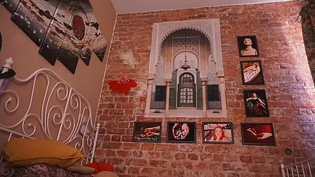 Evelively online show from April 2026 03:06:01 PM