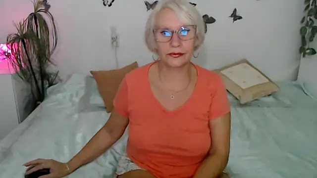 Ghertrude52 online show from September 2025 03:06:02 AM