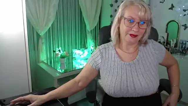 Ghertrude52 online show from January 2026 04:07:02 AM