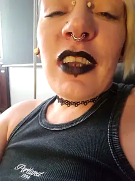 PinkTheHawk online show from September 2025 01:18:01 AM